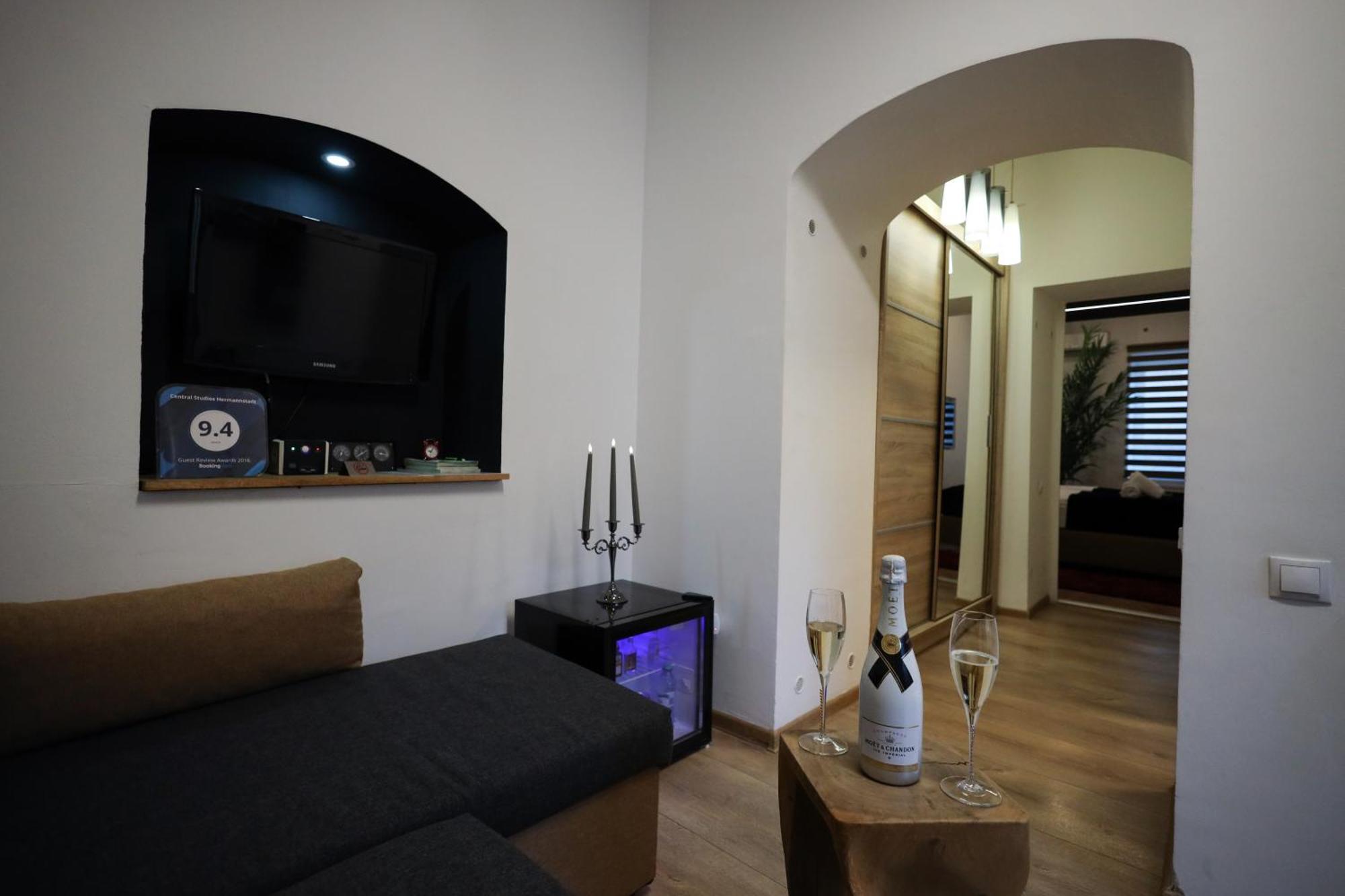 Demiani House Lägenhet Sibiu Exteriör bild